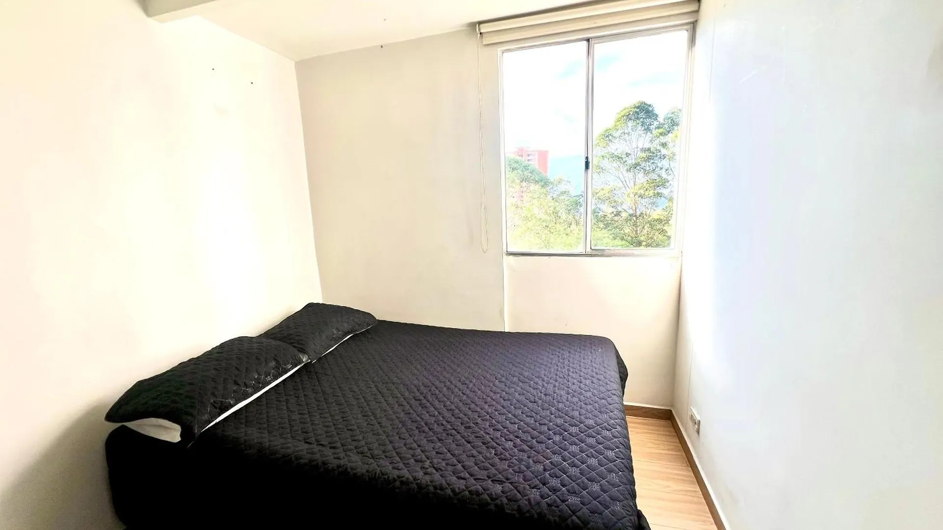 Medellin Parque Lleras Poblado Palmas Apartment