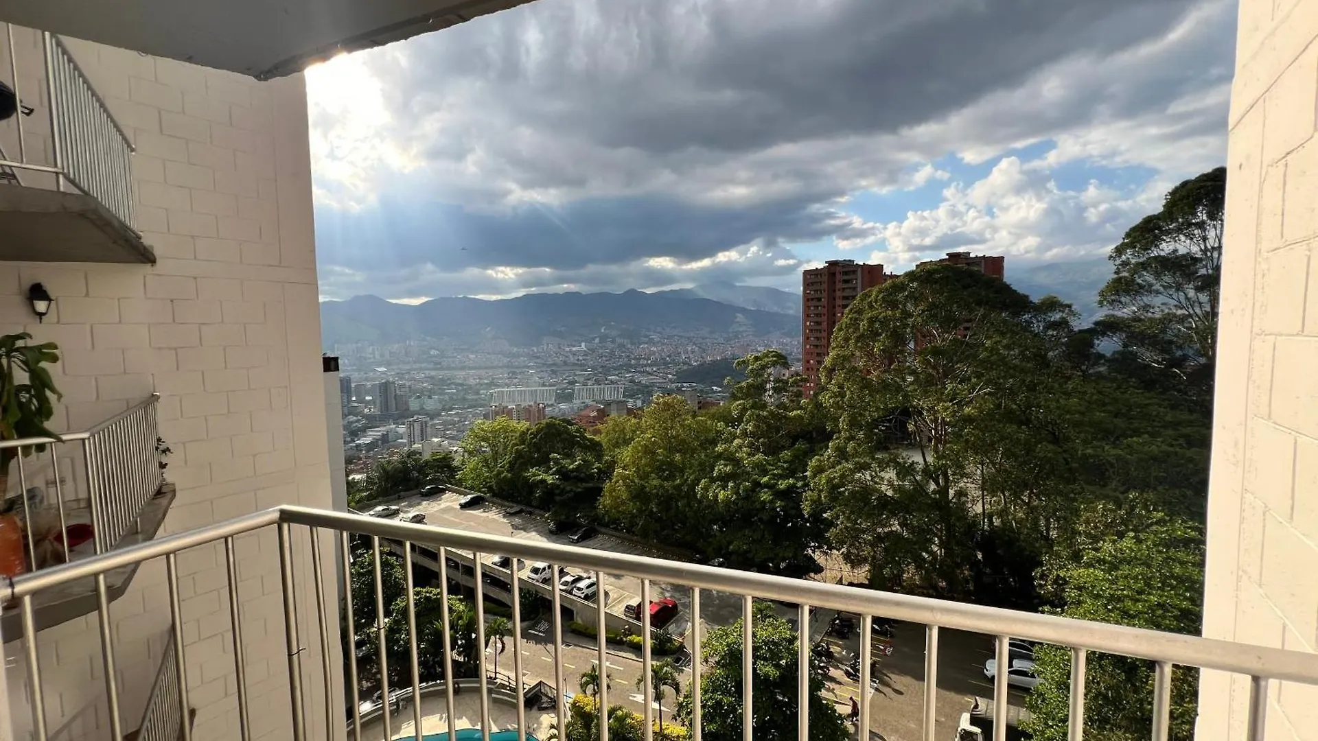Medellin Parque Lleras Poblado Palmas Apartment Colombia