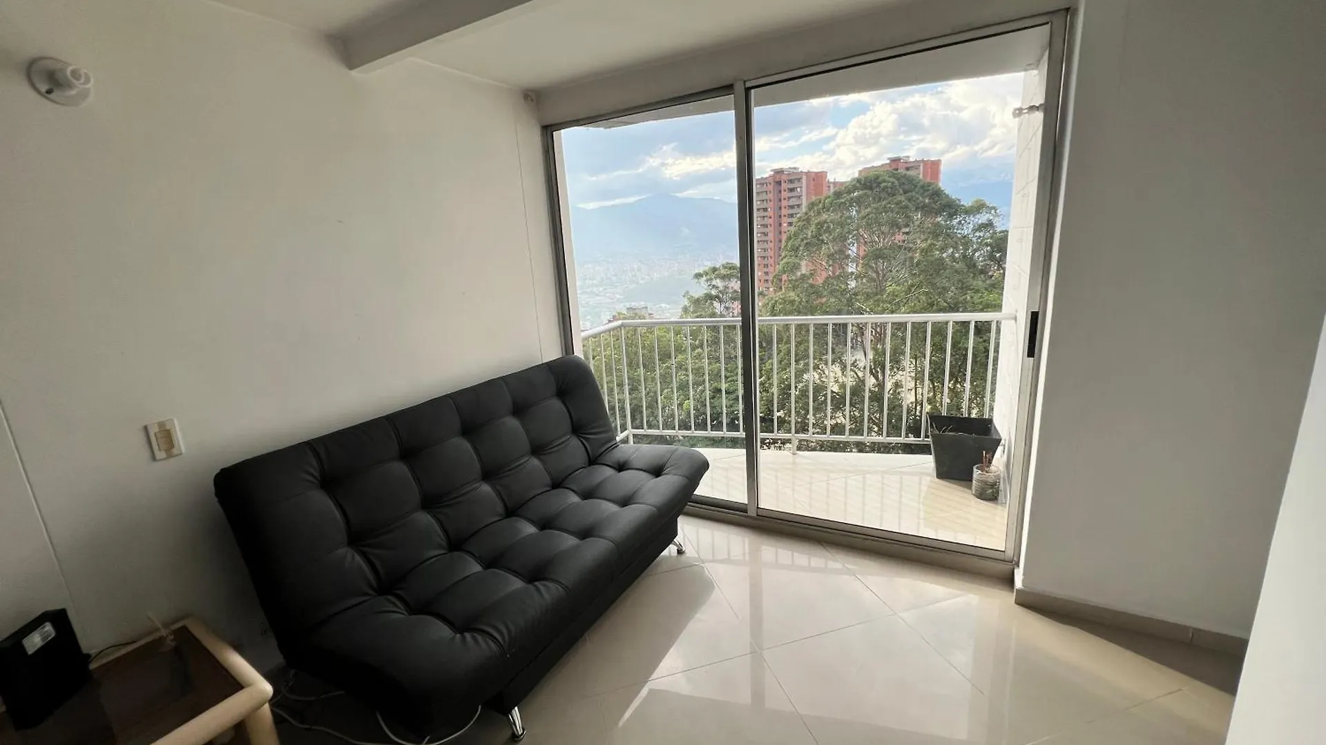 Medellin Parque Lleras Poblado Palmas Apartment Colombia
